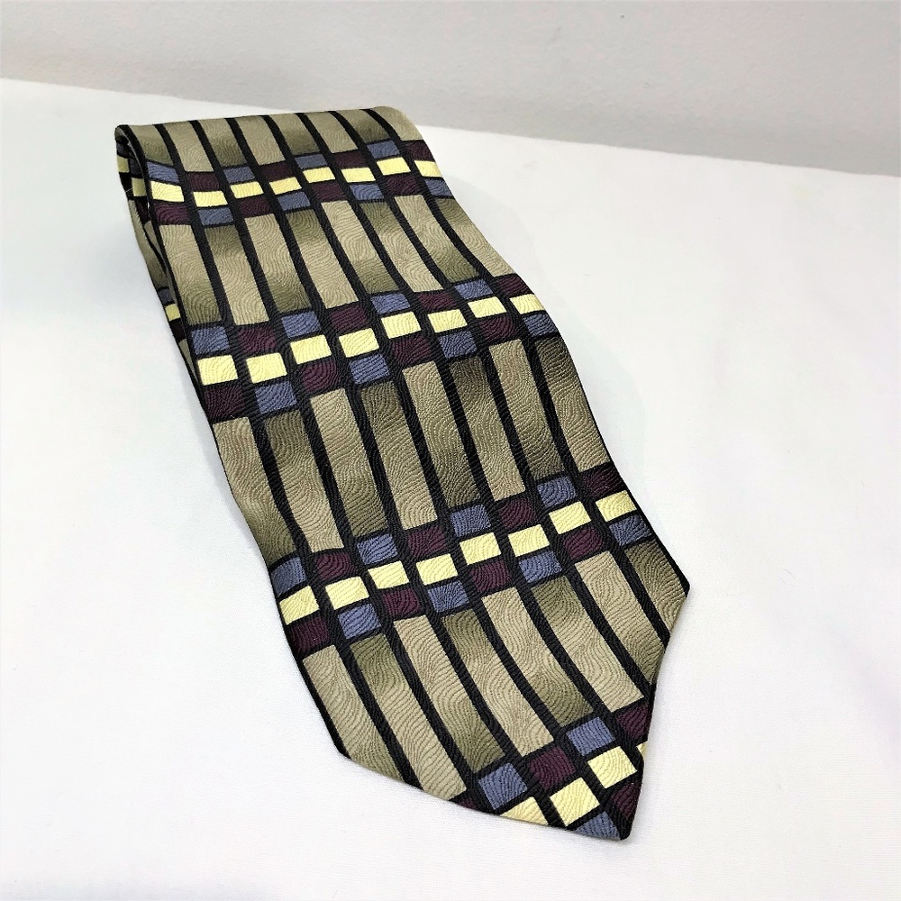 J. Riggings Geometric Abstract 100% Silk Tie